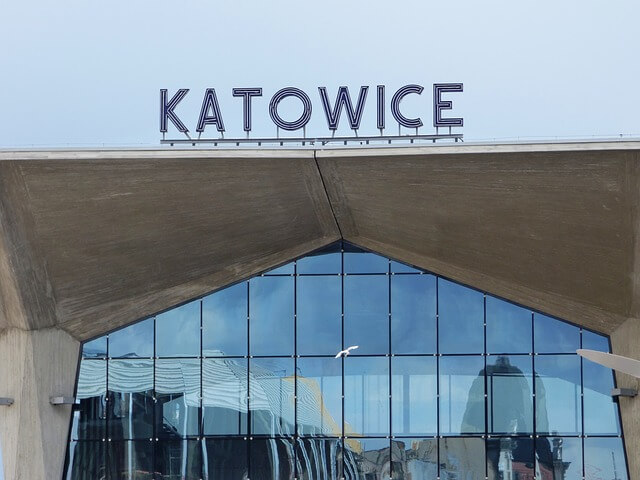 Widok na dworzec w Katowicach
