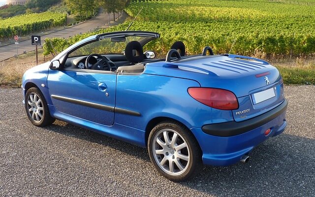 peugeot z tyłu