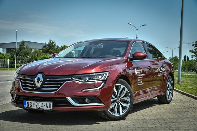 Samochód marki Renault